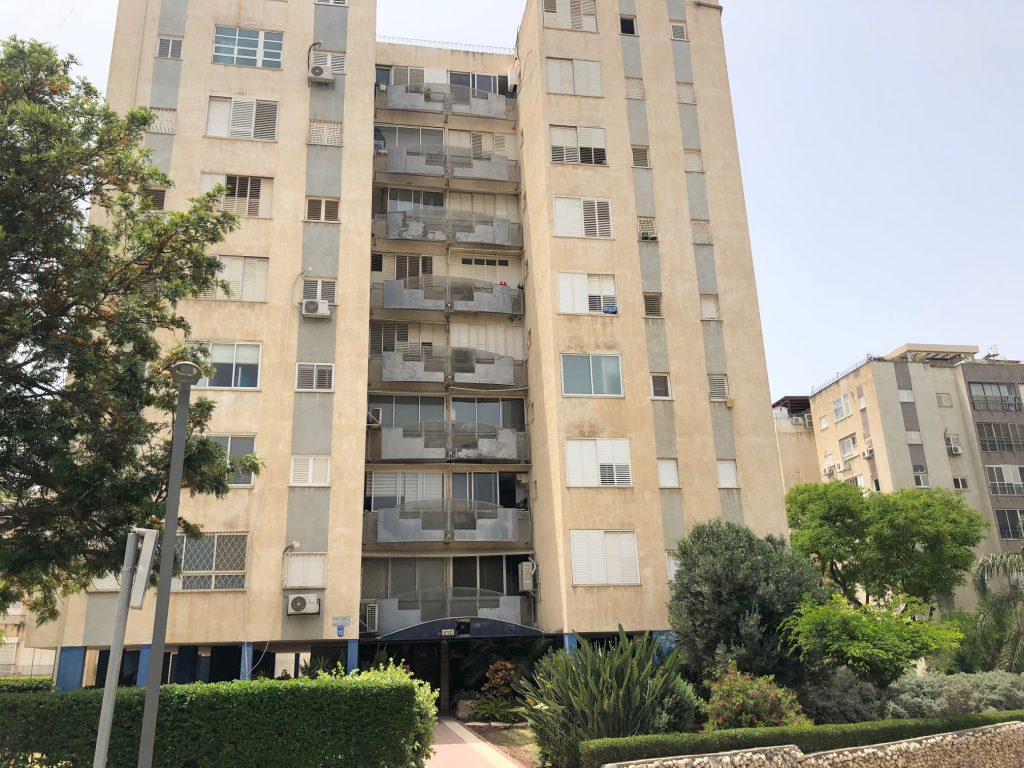 נמכר!!! דירת 4 חד' ענקית עם נוף מדהים עוצר נשימה